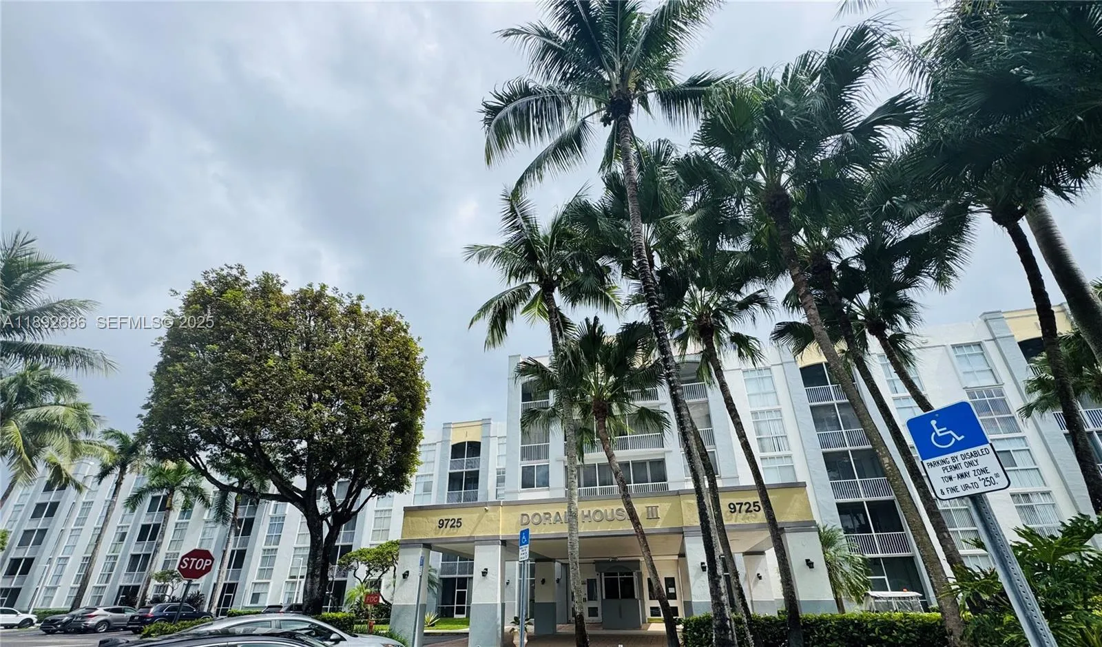 Foto de propiedad en 9725 NW 52nd Street 114, Doral, FL 33178 Doral con MLS# 