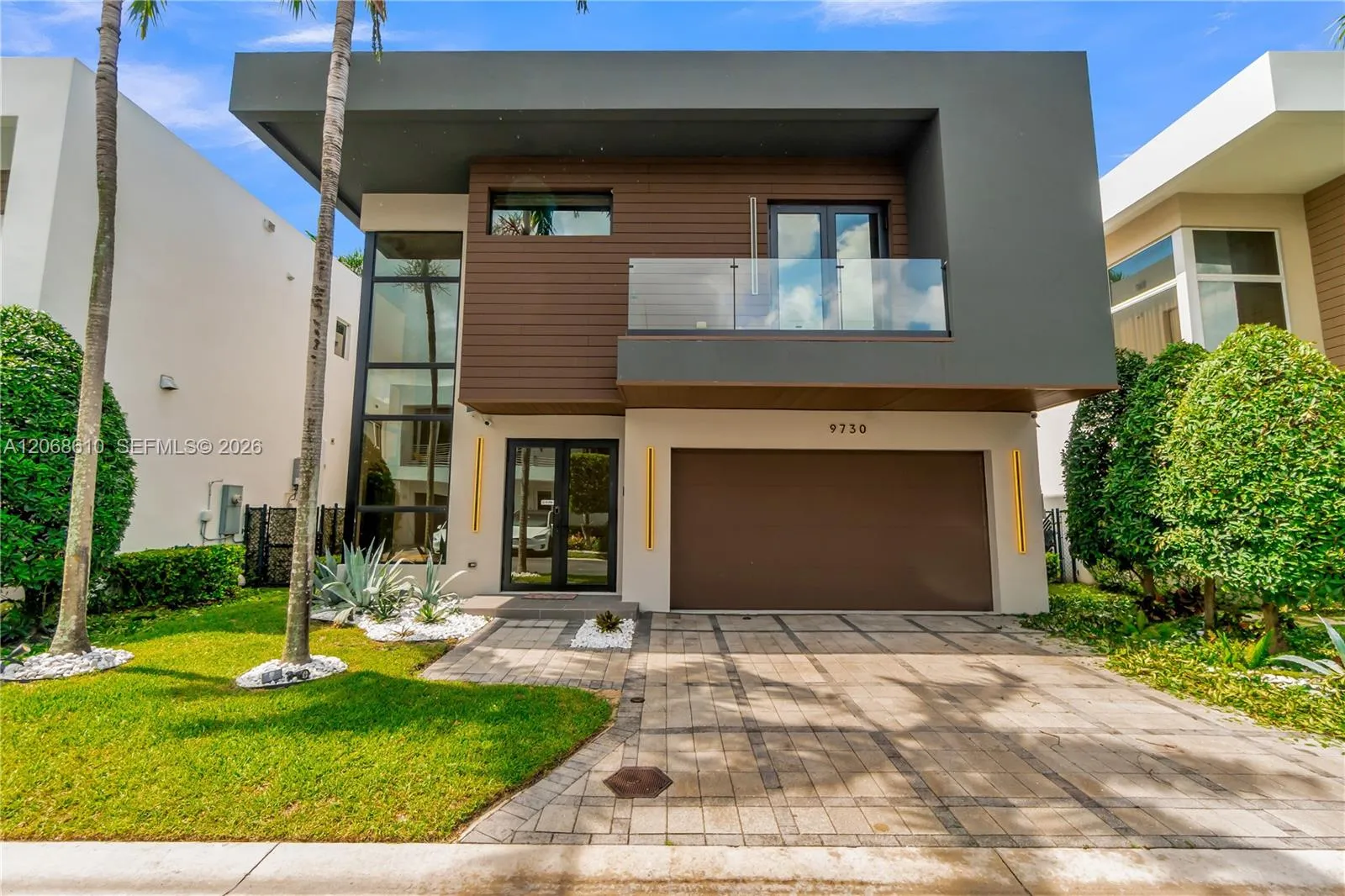 Foto de propiedad en 9730 NW 74th Terrace, Doral, FL 33178 Doral con MLS# 