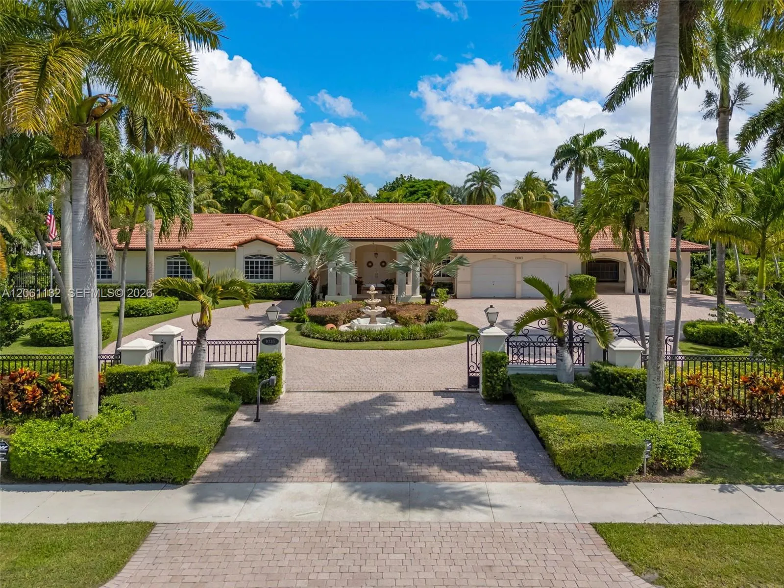 En Venta 9735 SW 64th Street, Miami, FL 33173, Miami, FL 33173