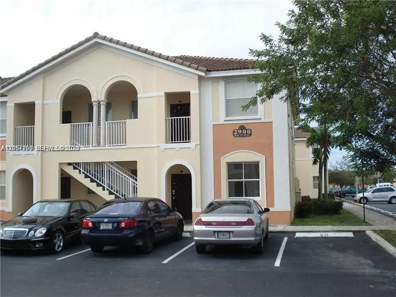 Foto de propiedad en 9760 NW 47th Terrace 167, Doral, FL 33178 Doral con MLS# 