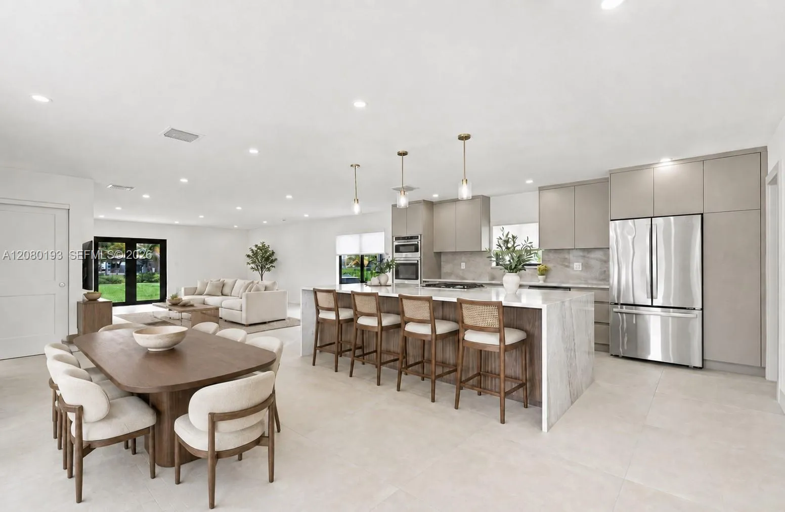 En Venta 9771 Bel Aire Drive, Cutler Bay, FL 33157, Cutler Bay, FL 33157