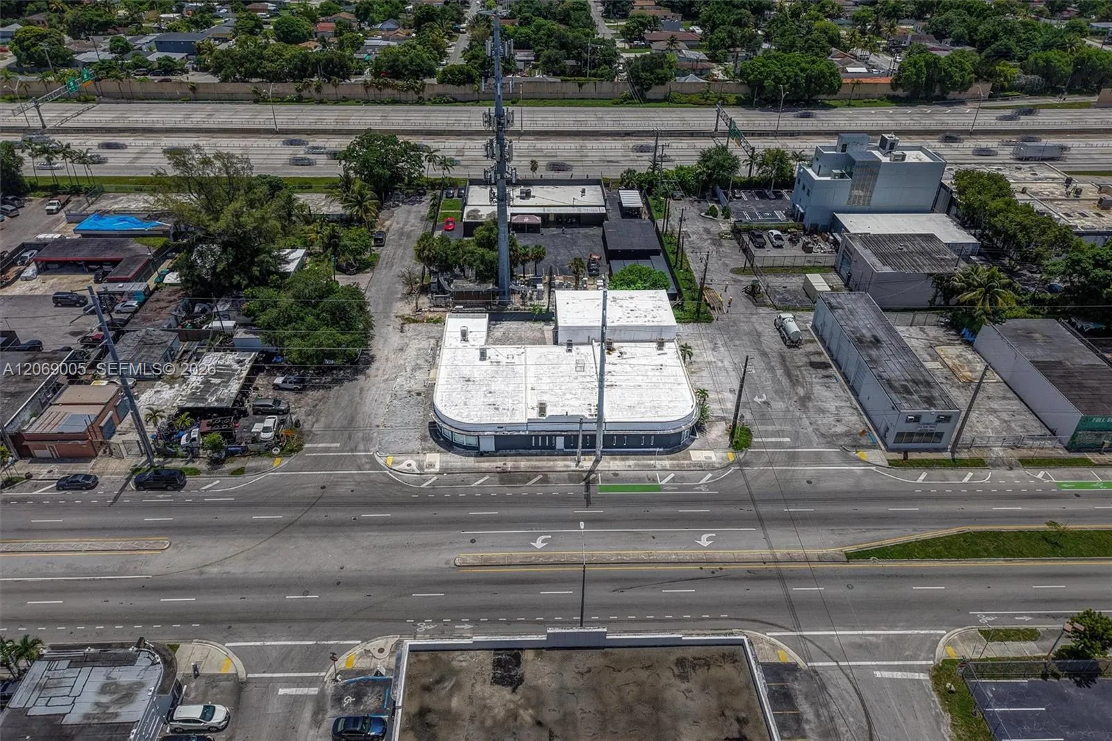 Foto de propiedad en 9801 NW 7th Avenue, Miami, FL 33150 Miami con MLS# 