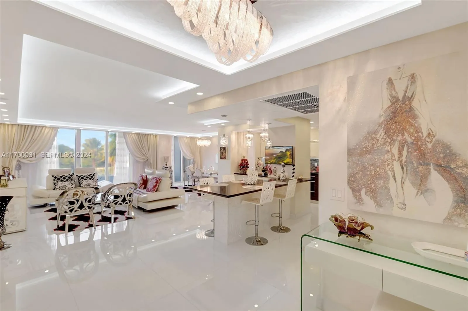 Foto de propiedad en 9801 W Collins Avenue 5O/complete renovated, Bal Harbour, FL 33154 Bal Harbour con MLS# 