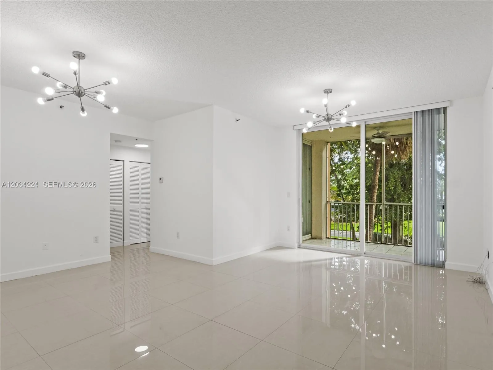 Foto de propiedad en 9805 NW 52nd Street 207, Doral, FL 33178 Doral con MLS#