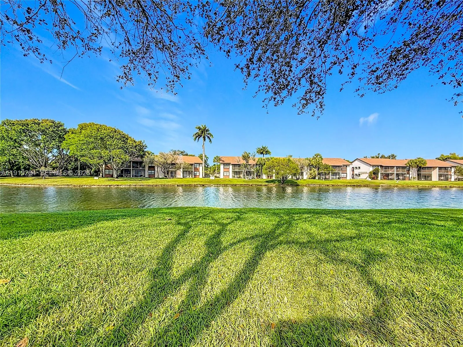 Vendido 9825 NW 37th Street 5F, Sunrise, FL 33351, Sunrise, FL 33351