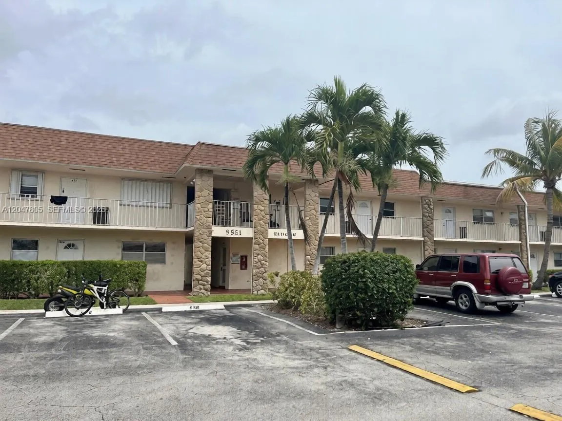 En Venta 9851 Sandalfoot Boulevard 213, Boca Raton, FL 33428, Boca Raton, FL 33428