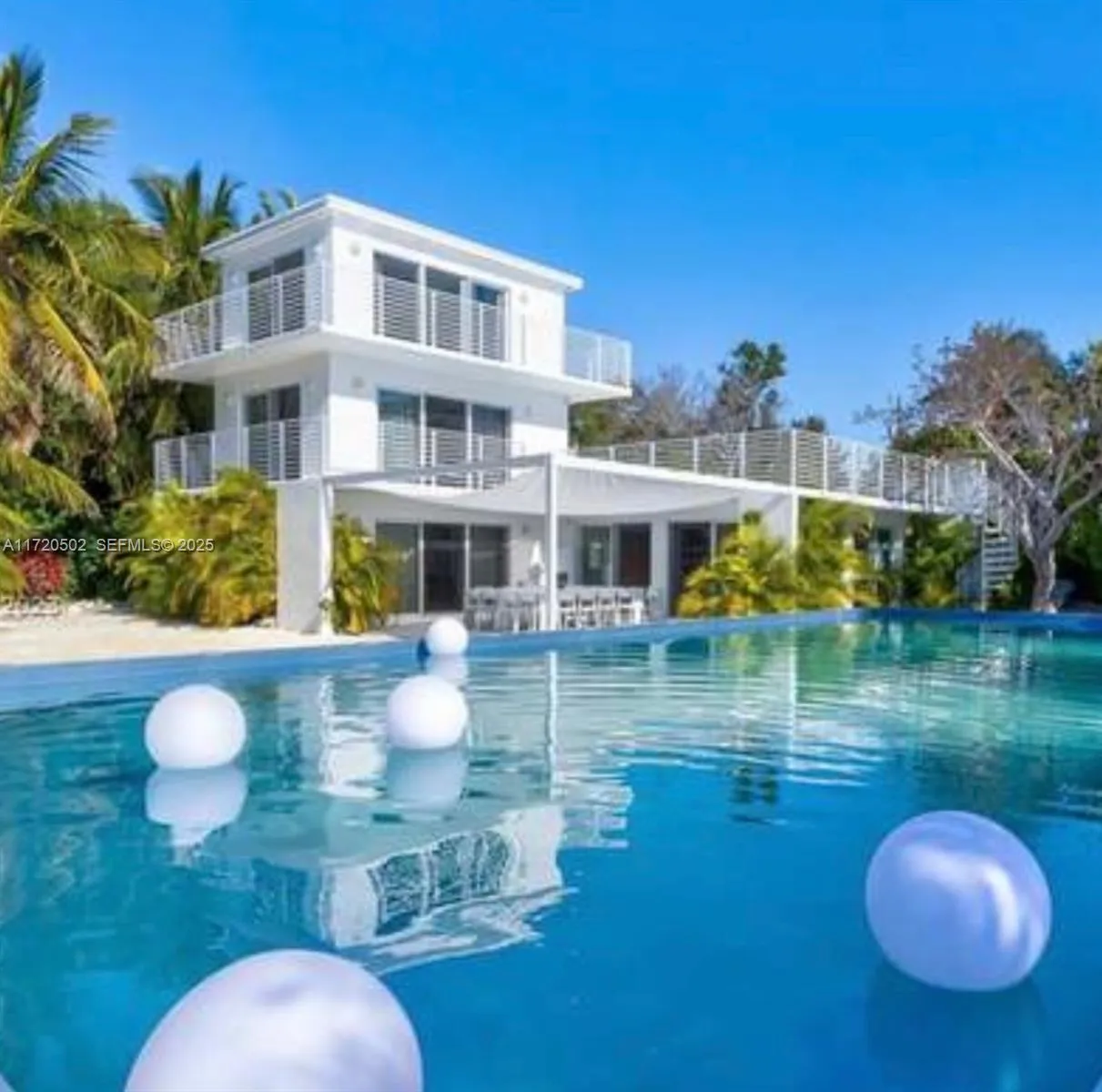 Foto de propiedad en 98701 Overseas Highway, Key Largo, FL 33037 Key Largo con MLS# 