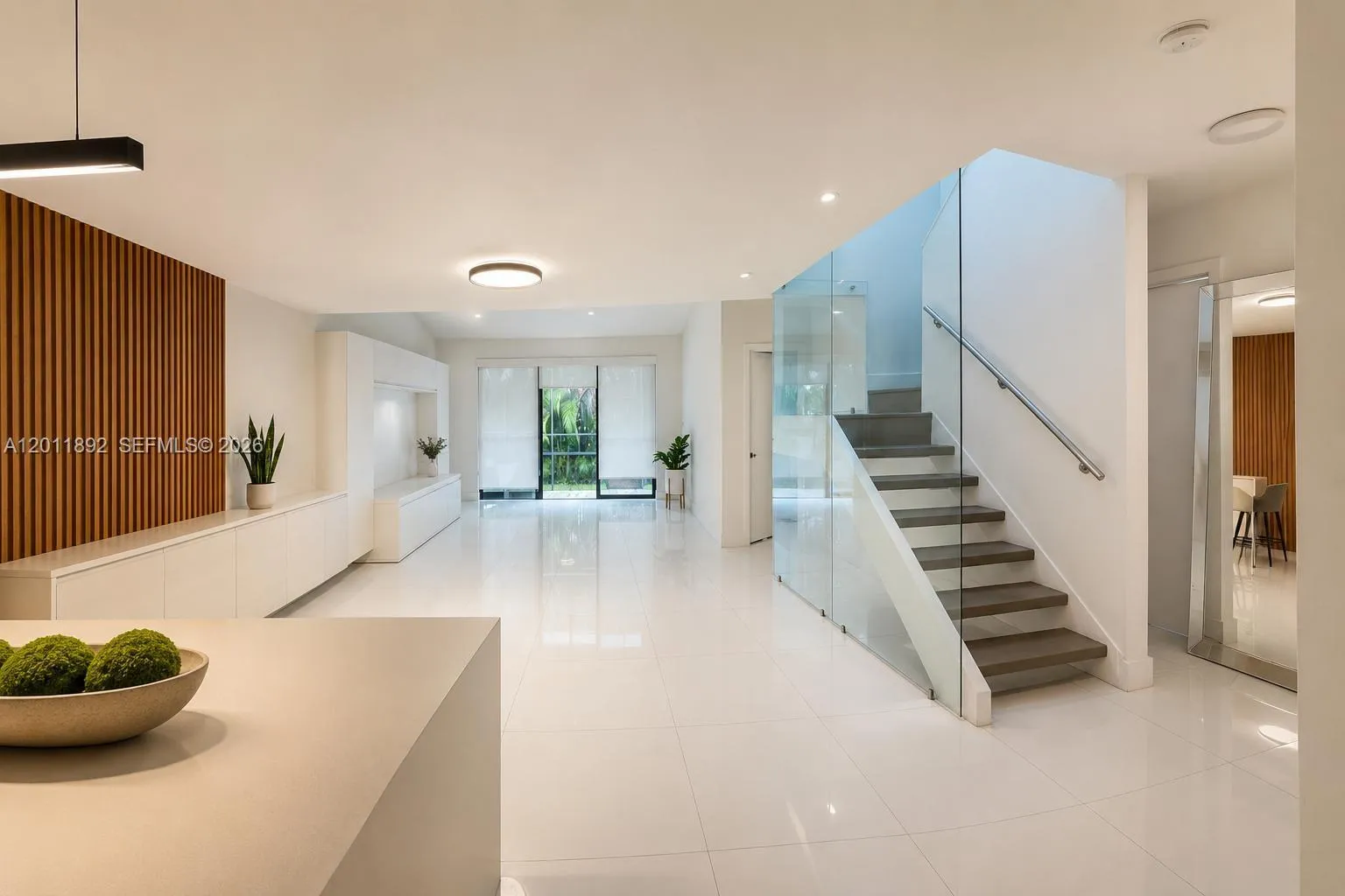 Foto de propiedad en 9871 NW 52nd Lane 0, Doral, FL 33178 Doral con MLS# 