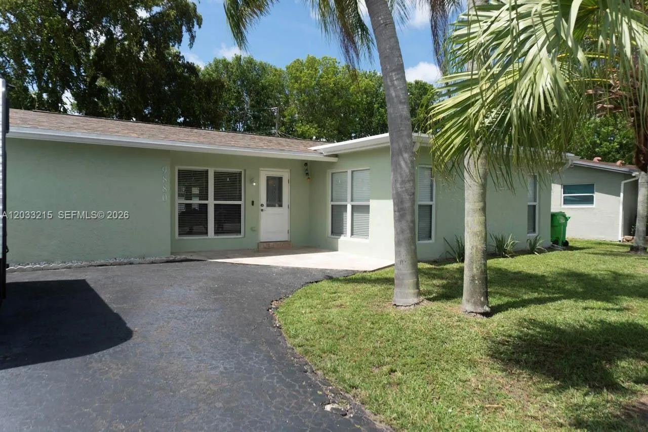 Vendido 9880 NW 24th Place, Sunrise, FL 33322, Sunrise, FL 33322