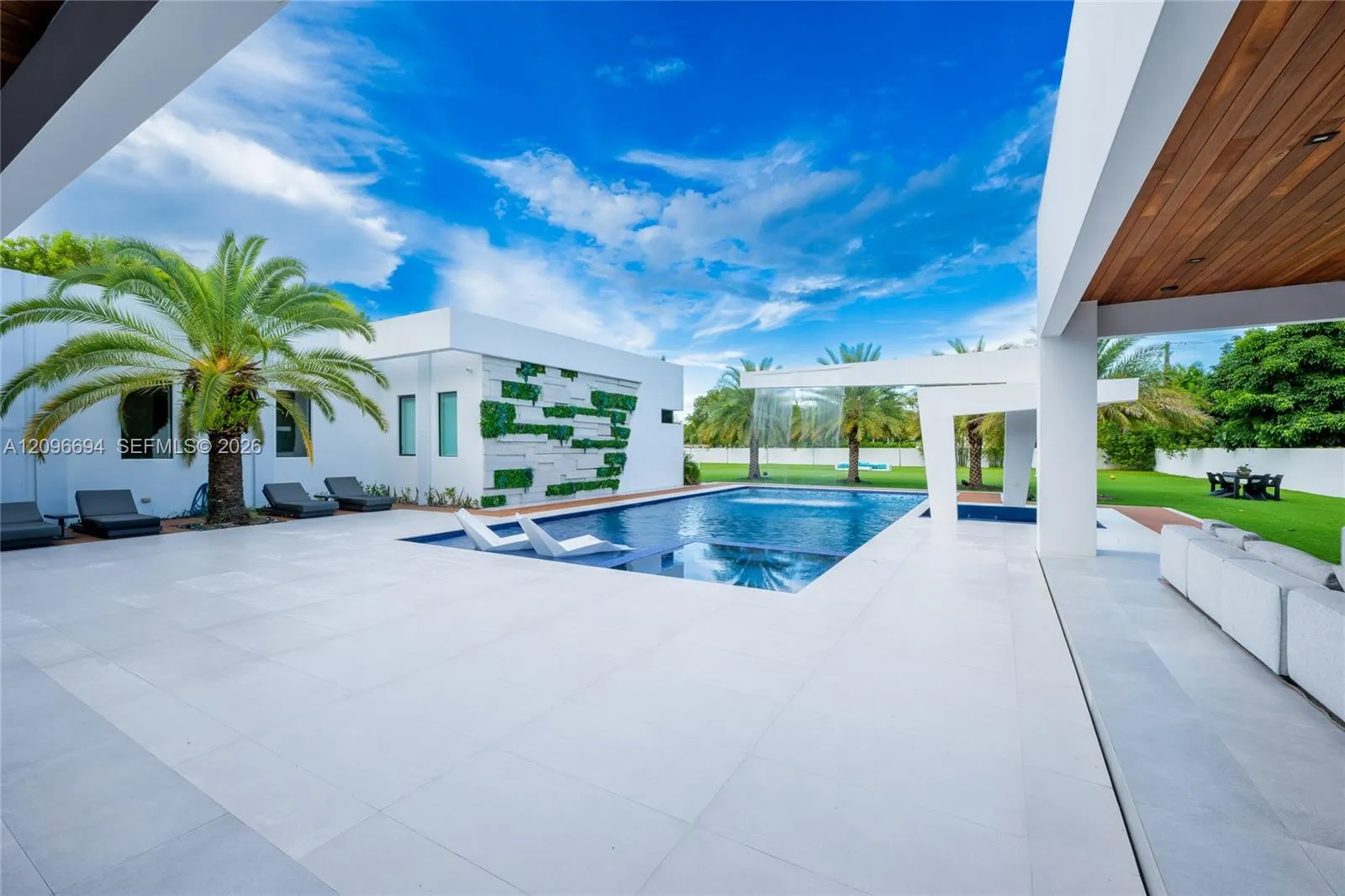 En Venta 9890 SW 64th Street, Miami, FL 33173, Miami, FL 33173