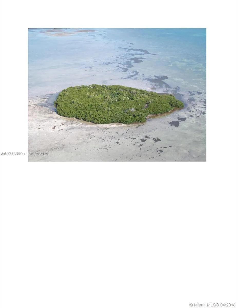 Foto de propiedad en 99 Don Quixote Key Big Pine Key, Big Pine Key, FL 33043 Big Pine Key con MLS# 