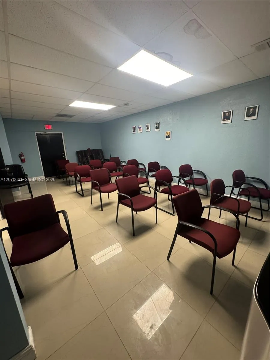 En Renta 99 NW 183rd Street 114, Miami Gardens, FL 33169, Miami Gardens, FL 33169