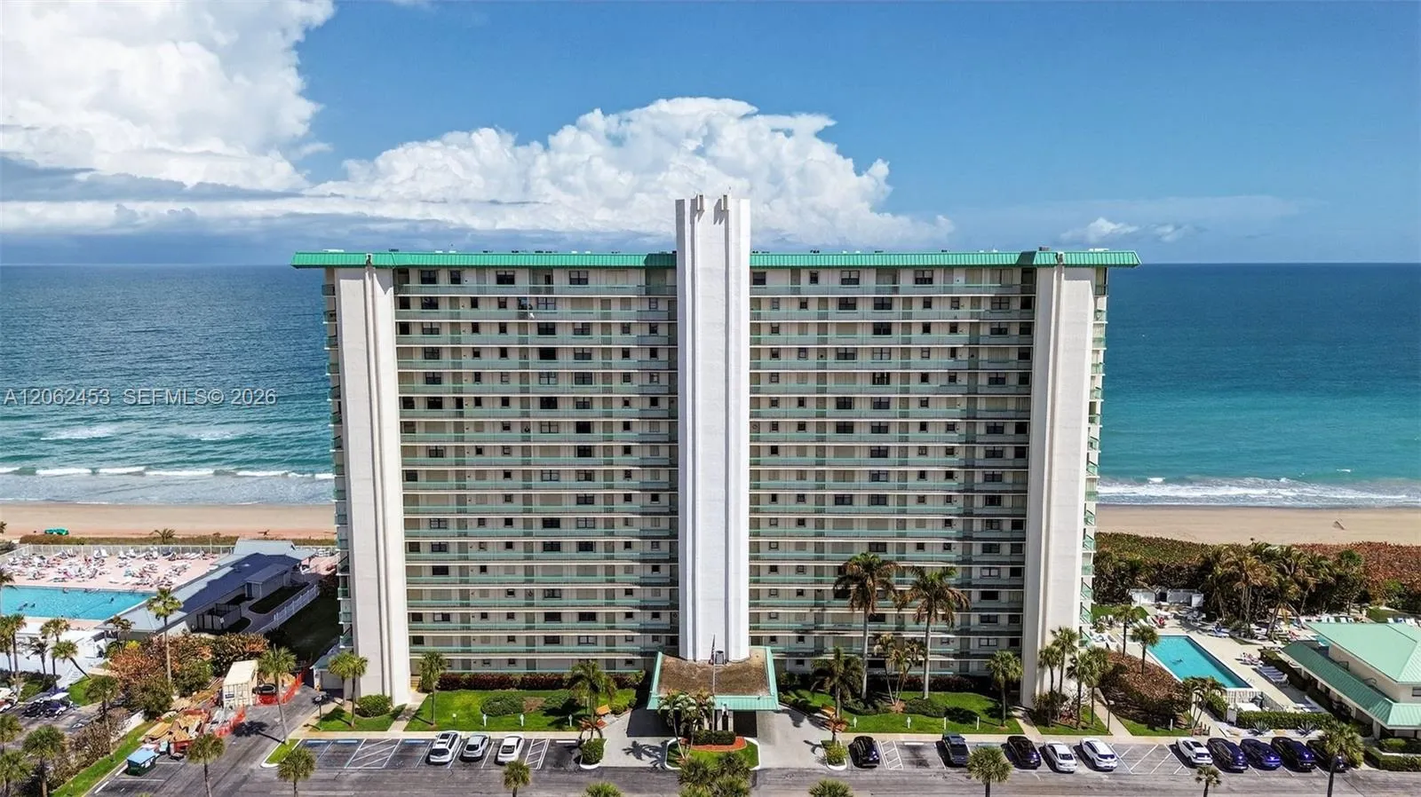 Foto de propiedad en 9900 S Ocean Drive 1102, Jensen Beach, FL 34957 Jensen Beach con MLS# 