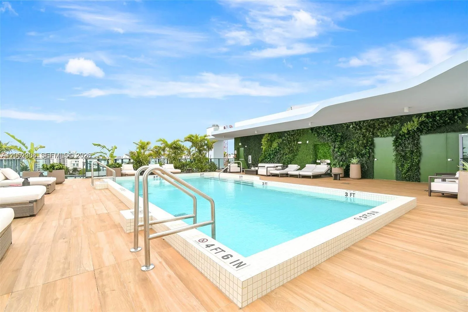 En Venta 9901 W Bay Harbor Drive 401, Bay Harbor Islands, FL 33154, Bay Harbor Islands, FL 33154