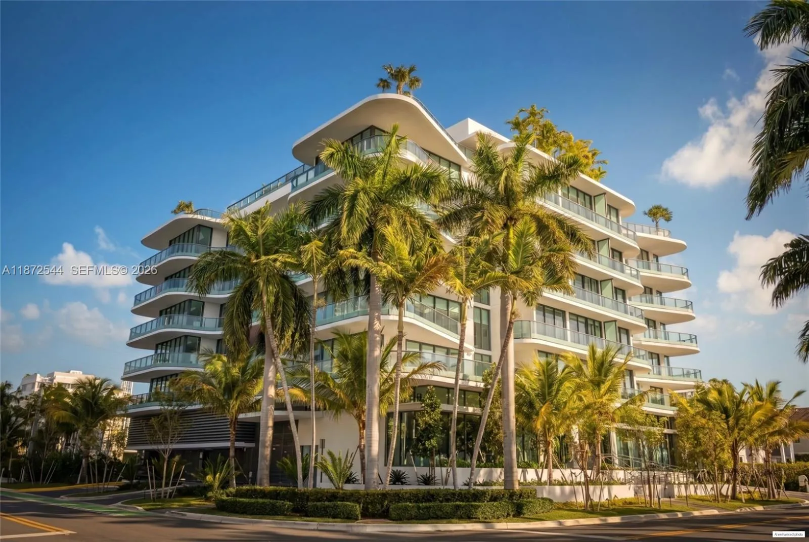 Foto de propiedad en 9901 W Bay Harbor Drive 403, Bay Harbor Islands, FL 33154 Bay Harbor Islands con MLS# 