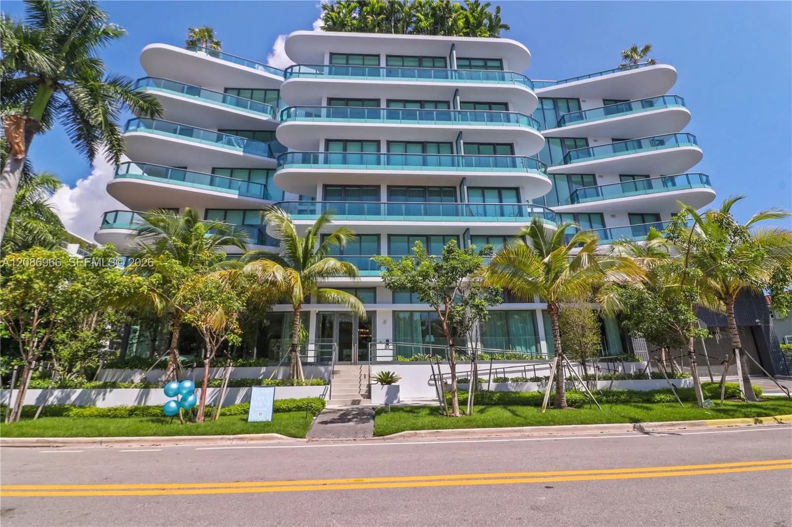 En Venta 9901 W Bay Harbor Drive 503, Bay Harbor Islands, FL 33154, Bay Harbor Islands, FL 33154