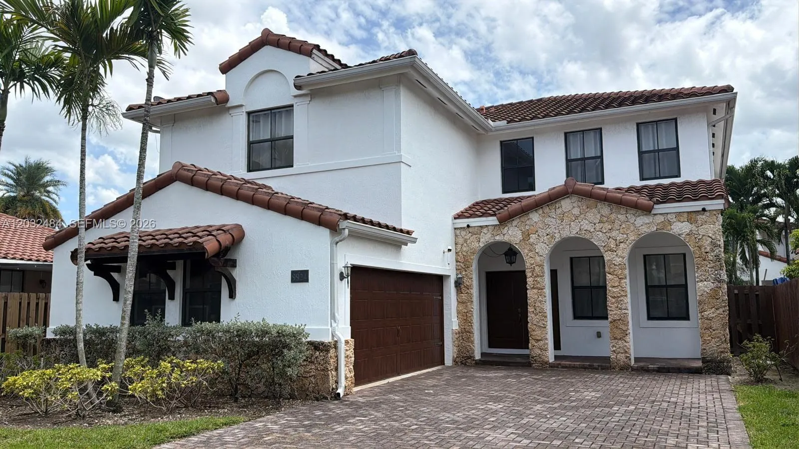 Vendido 9924 NW 10th Terrace, Miami, FL 33172, Miami, FL 33172
