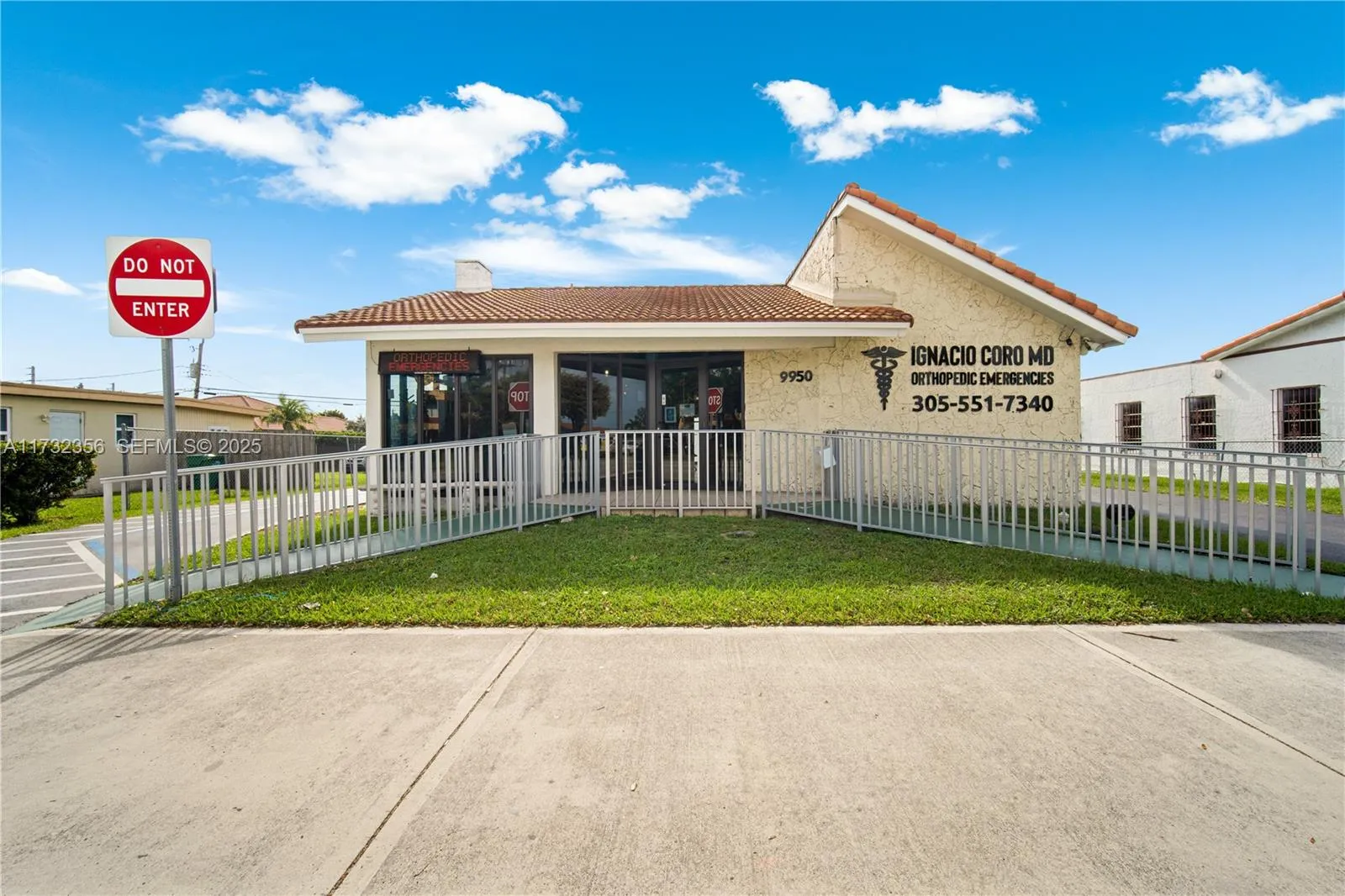 En Venta 9950 SW 40th Street, Miami, FL 33165, Miami, FL 33165