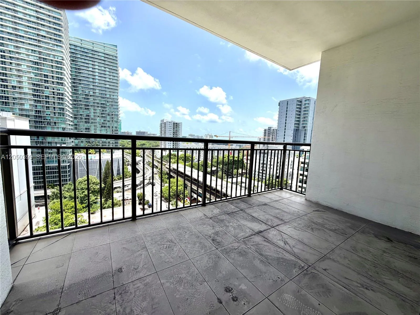 Foto de propiedad en 999 SW 1st Avenue 1204, Miami, FL 33130 Miami con MLS#