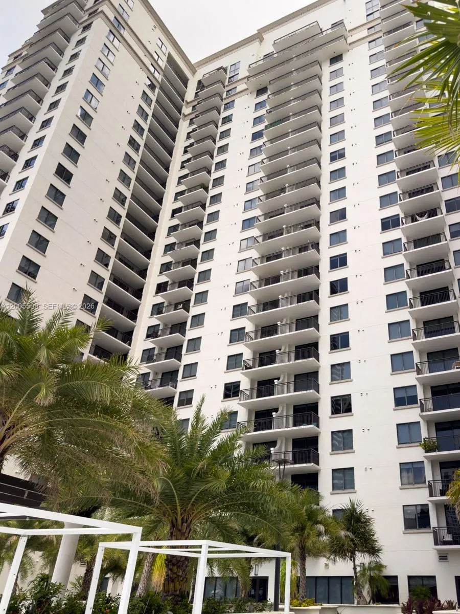 Foto de propiedad en 999 SW 1st Avenue 1611, Miami, FL 33130 Miami con MLS#