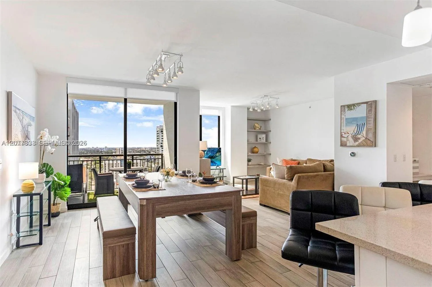 Foto de propiedad en 999 SW 1st Avenue 1906, Miami, FL 33130 Miami con MLS#