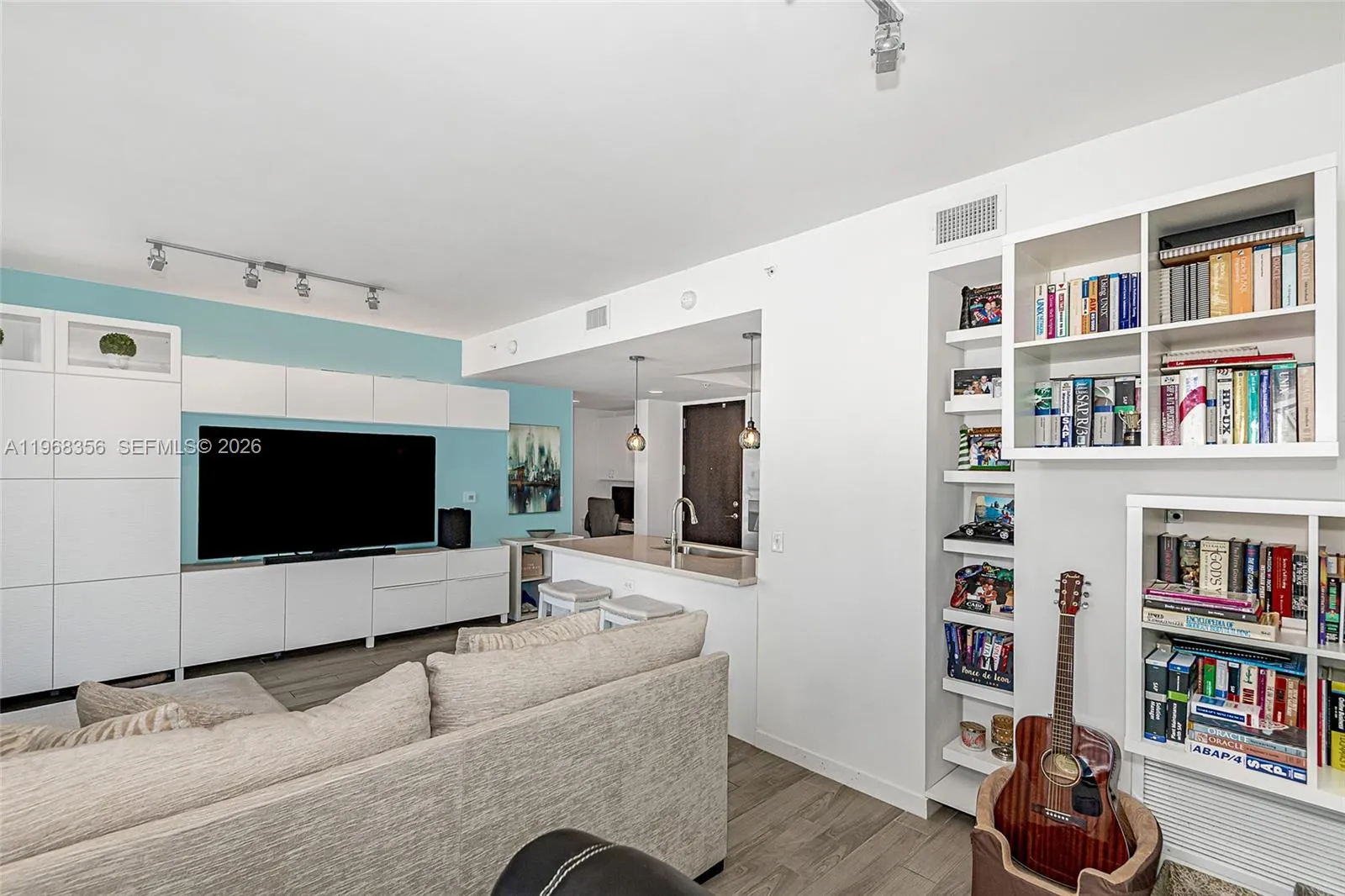 Foto de propiedad en 999 SW 1st Avenue 3215, Miami, FL 33130 Miami con MLS#