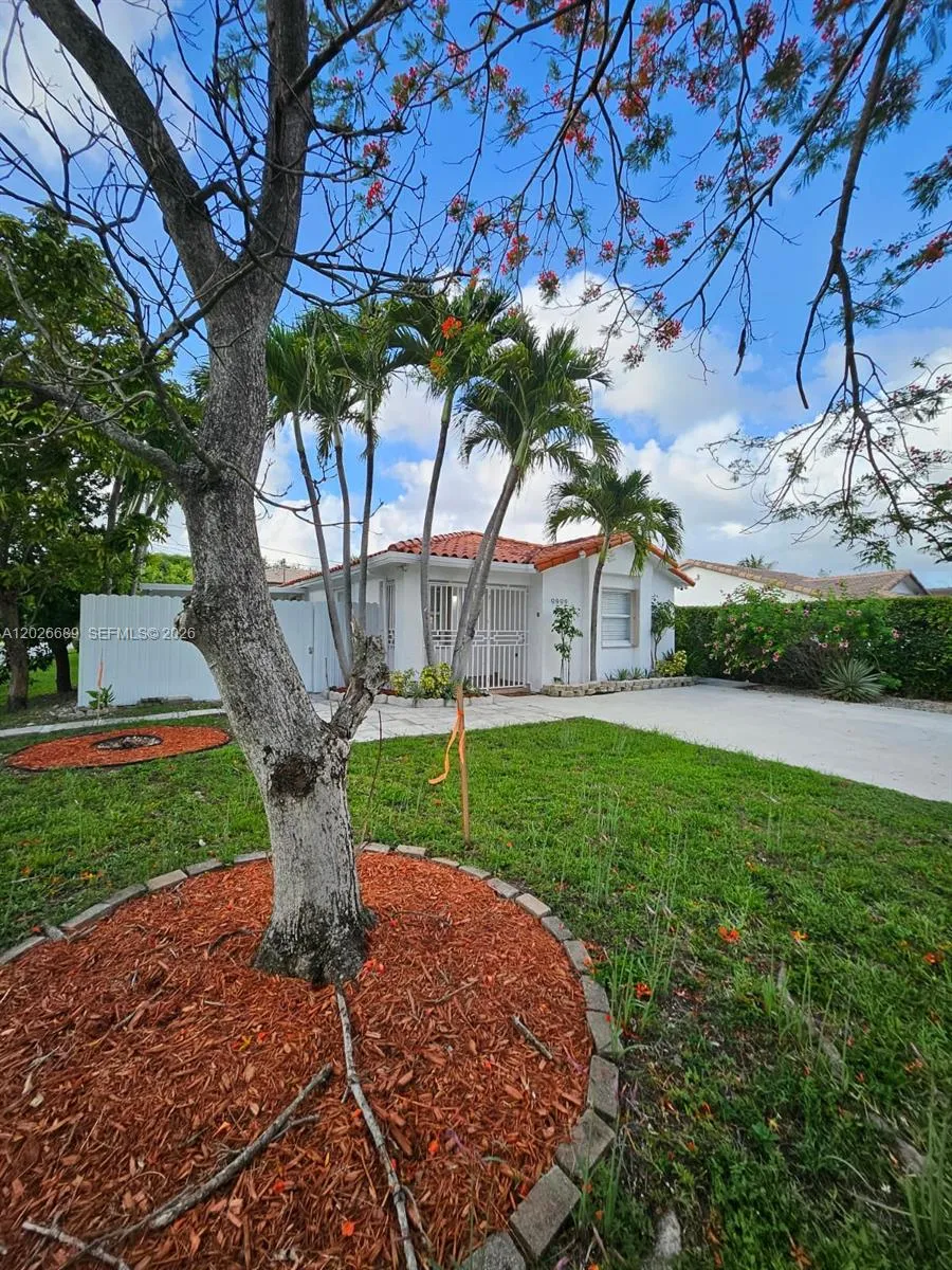 Vendido 9999 NW 25th Terrace, Doral, FL 33172, Doral, FL 33172