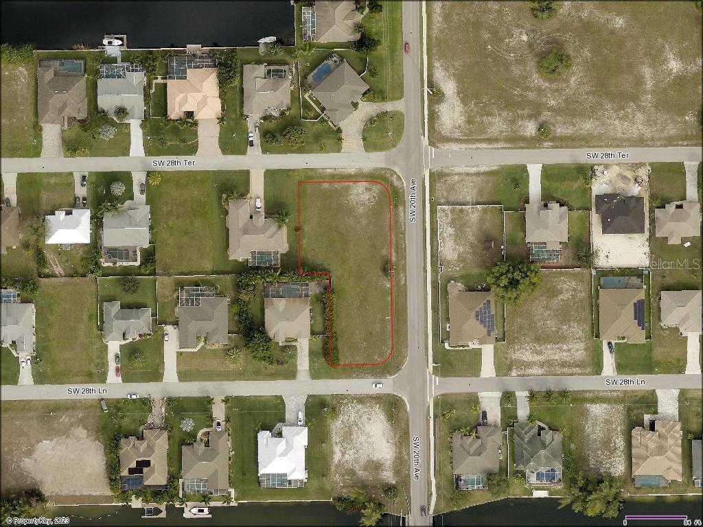 Foto de propiedad en 2000 SW 28TH TER CAPE CORAL con MLS# A4563625
