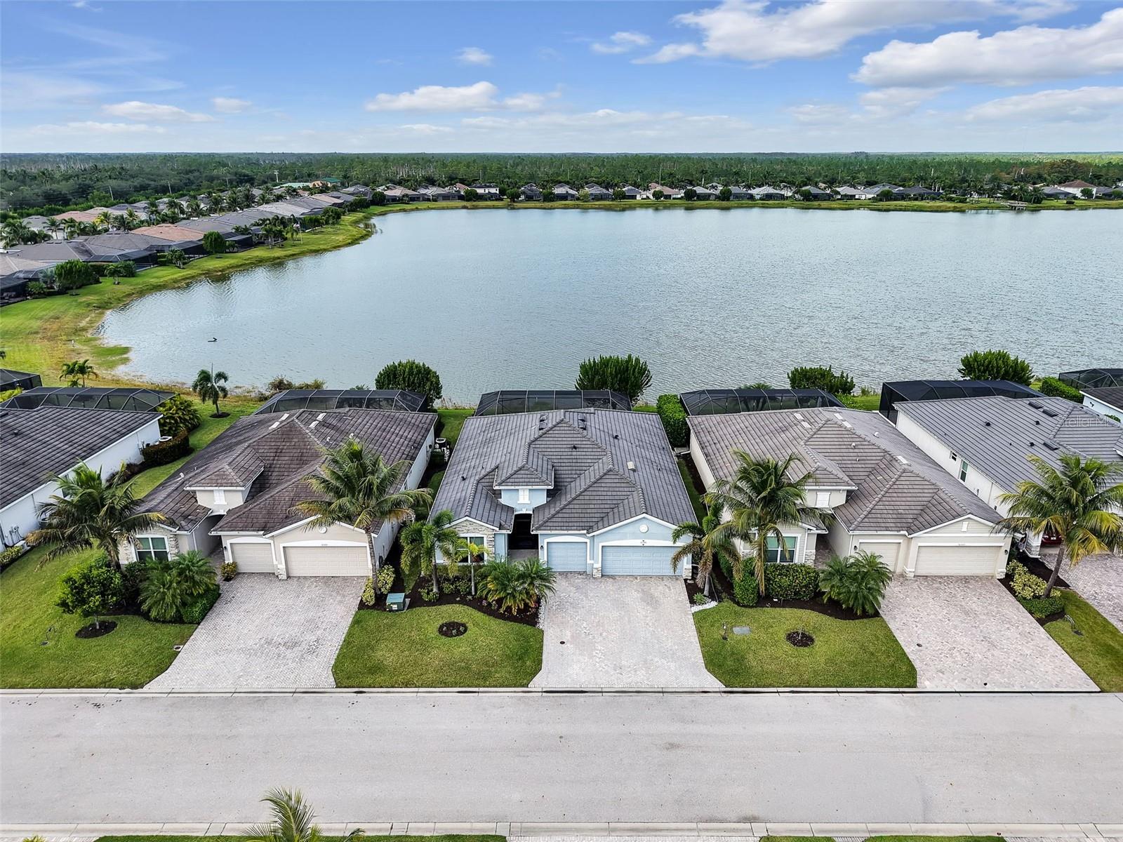 En Venta 16391 BONITA LANDING CIR, BONITA SPRINGS, FL 34135