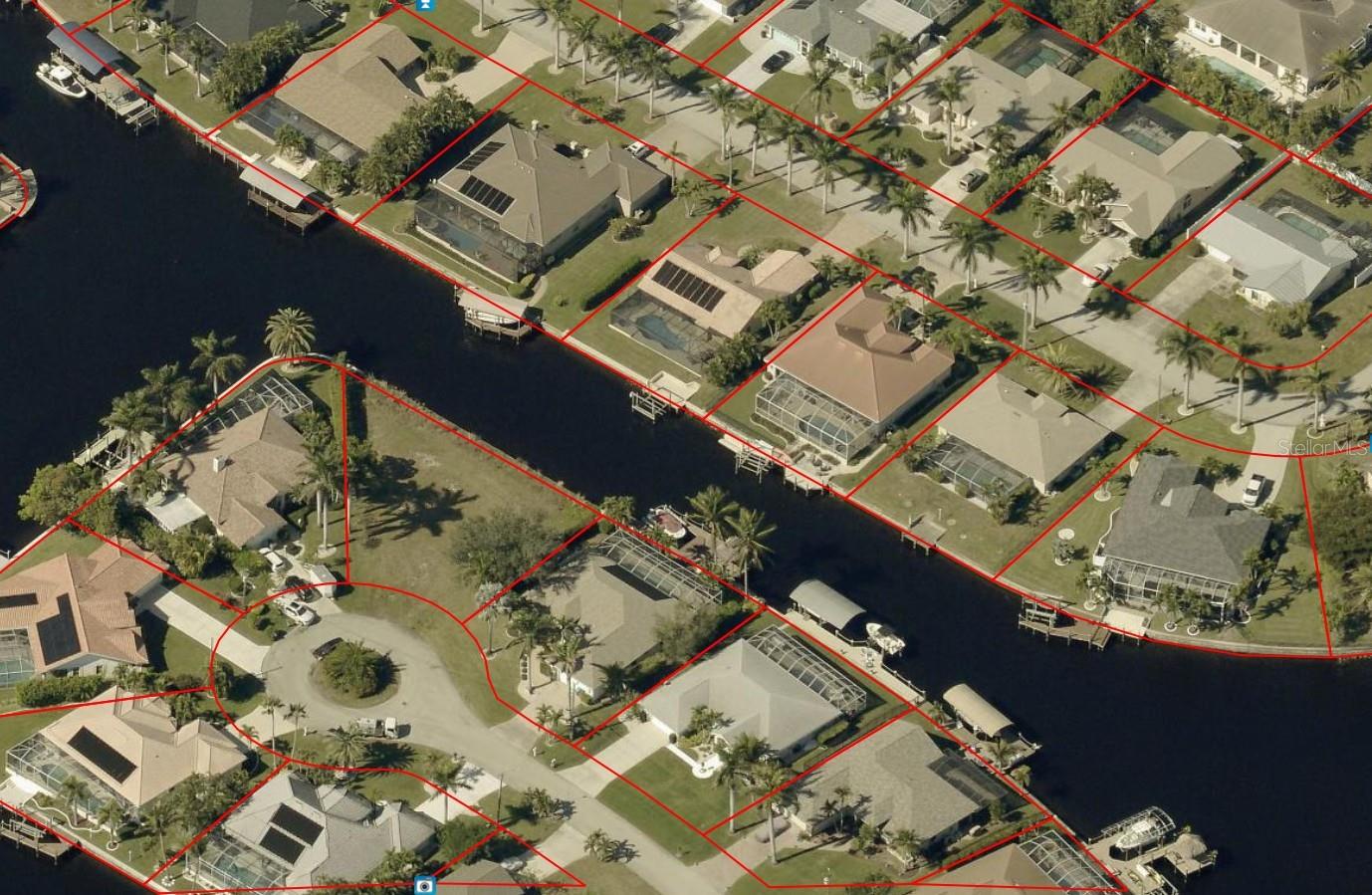 En Venta 2005 SE 20TH LN, CAPE CORAL, FL 33990
