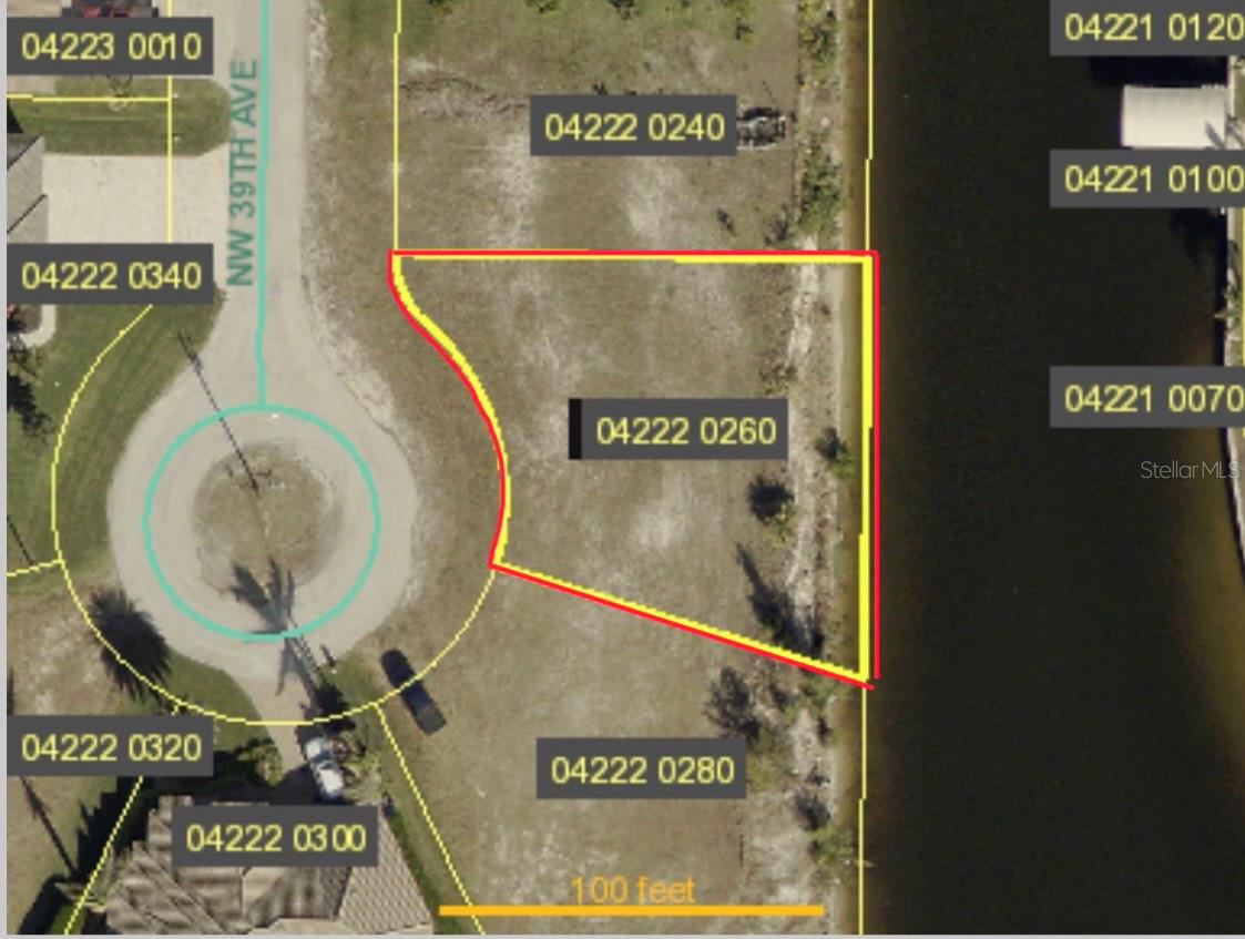 Foto de propiedad en 1007 NW 39TH AVE CAPE CORAL con MLS# A4690335