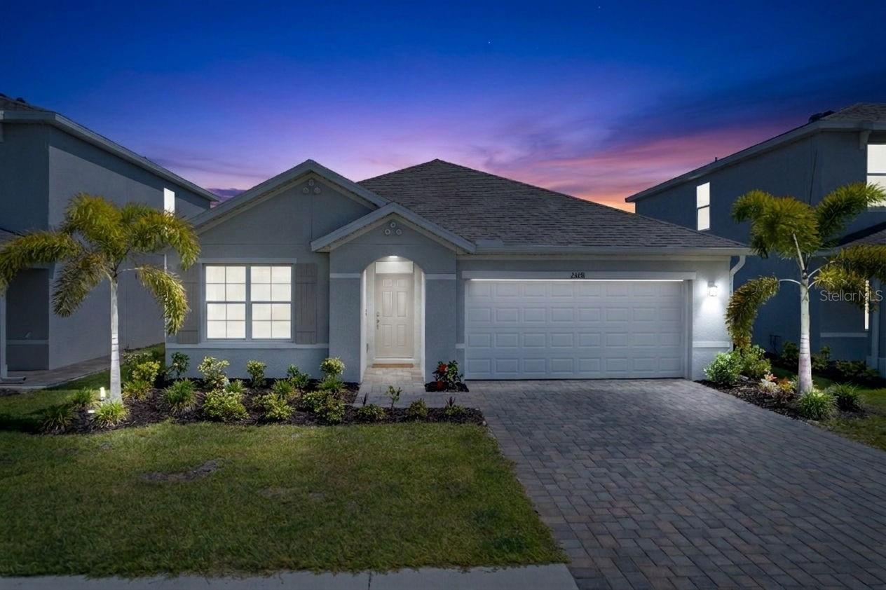 Foto de propiedad en 2608 TABLE CORAL TRL NORTH FORT MYERS con MLS# A4693076