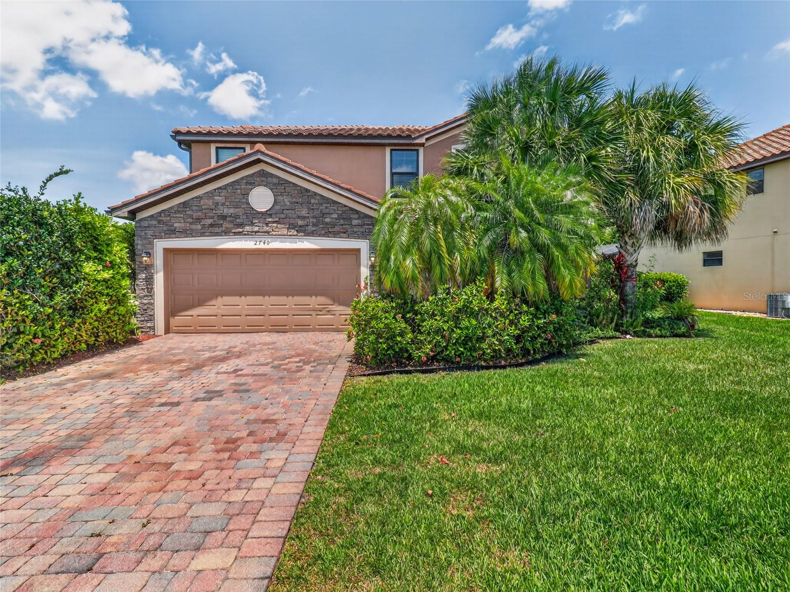 En Venta 2740 VIA PIAZZA LOOP, FORT MYERS, FL 33905