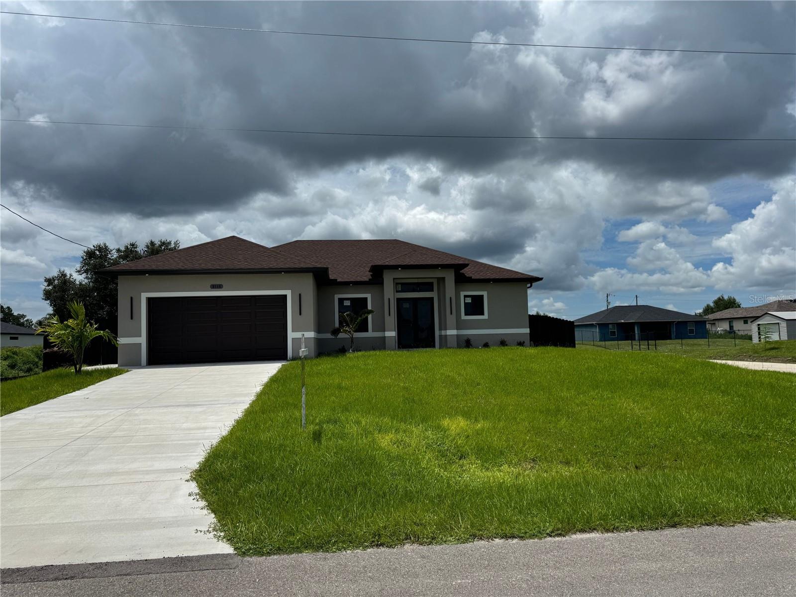 En Venta 3115 2ND ST SW, LEHIGH ACRES, FL 33976
