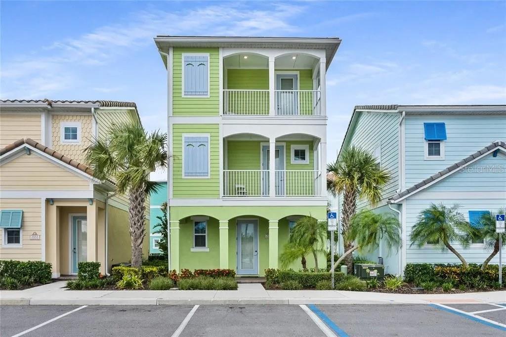 Foto de propiedad en 2960 SALTED RIM RD KISSIMMEE con MLS# A4695024