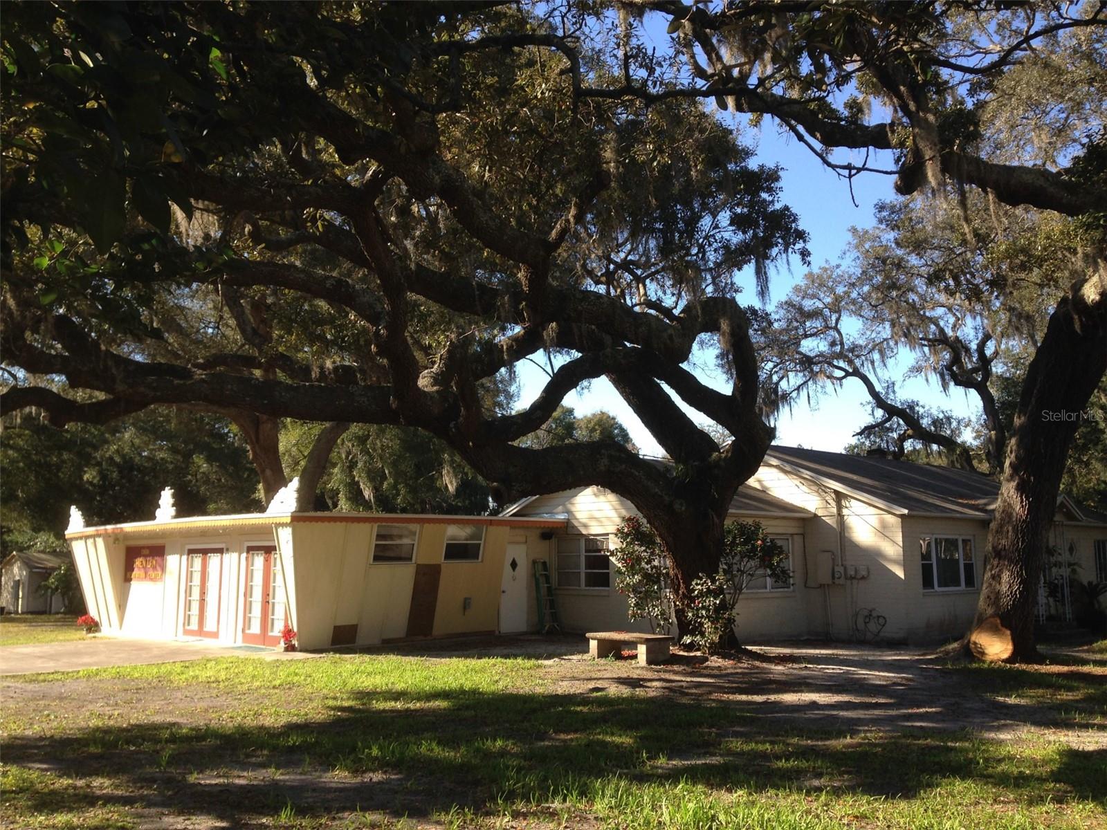 Foto de propiedad en 2223 KILMER LN APOPKA con MLS# A4696206