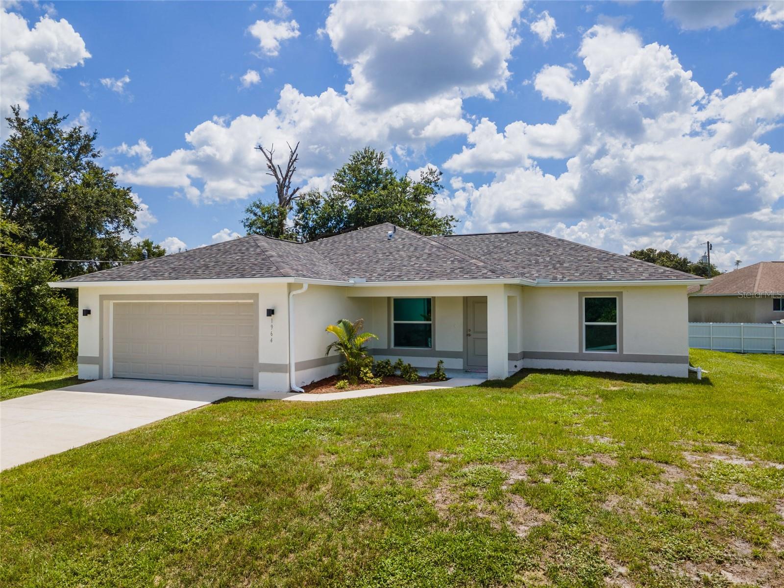 En Venta 1964 LEGHORN ST, LEHIGH ACRES, FL 33972