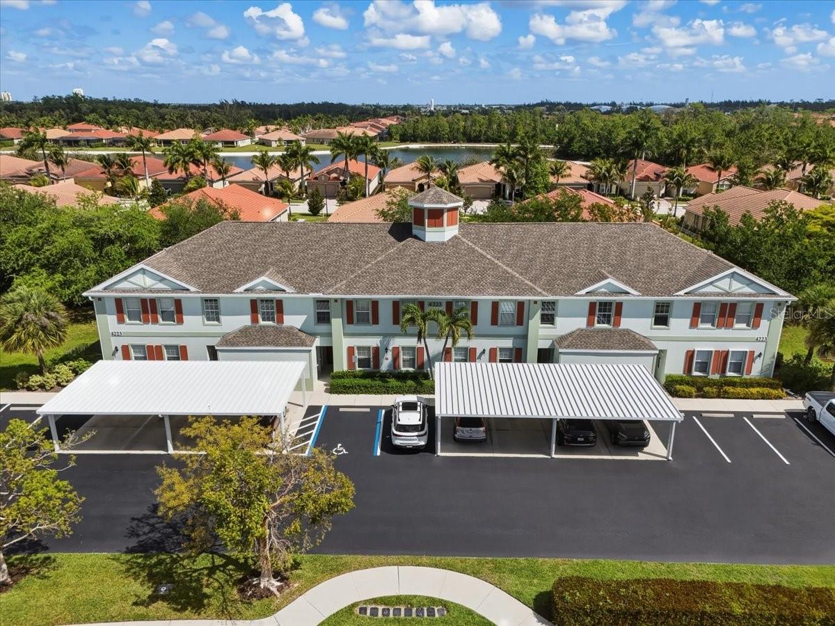 En Venta 4223 LIRON AVE #104, FORT MYERS, FL 33916