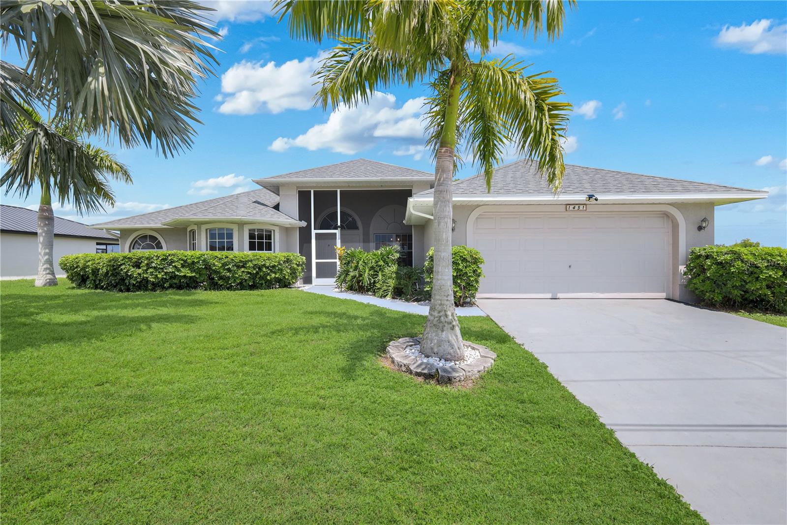 Foto de propiedad en 1431 NW 3RD PL CAPE CORAL con MLS# A4702713