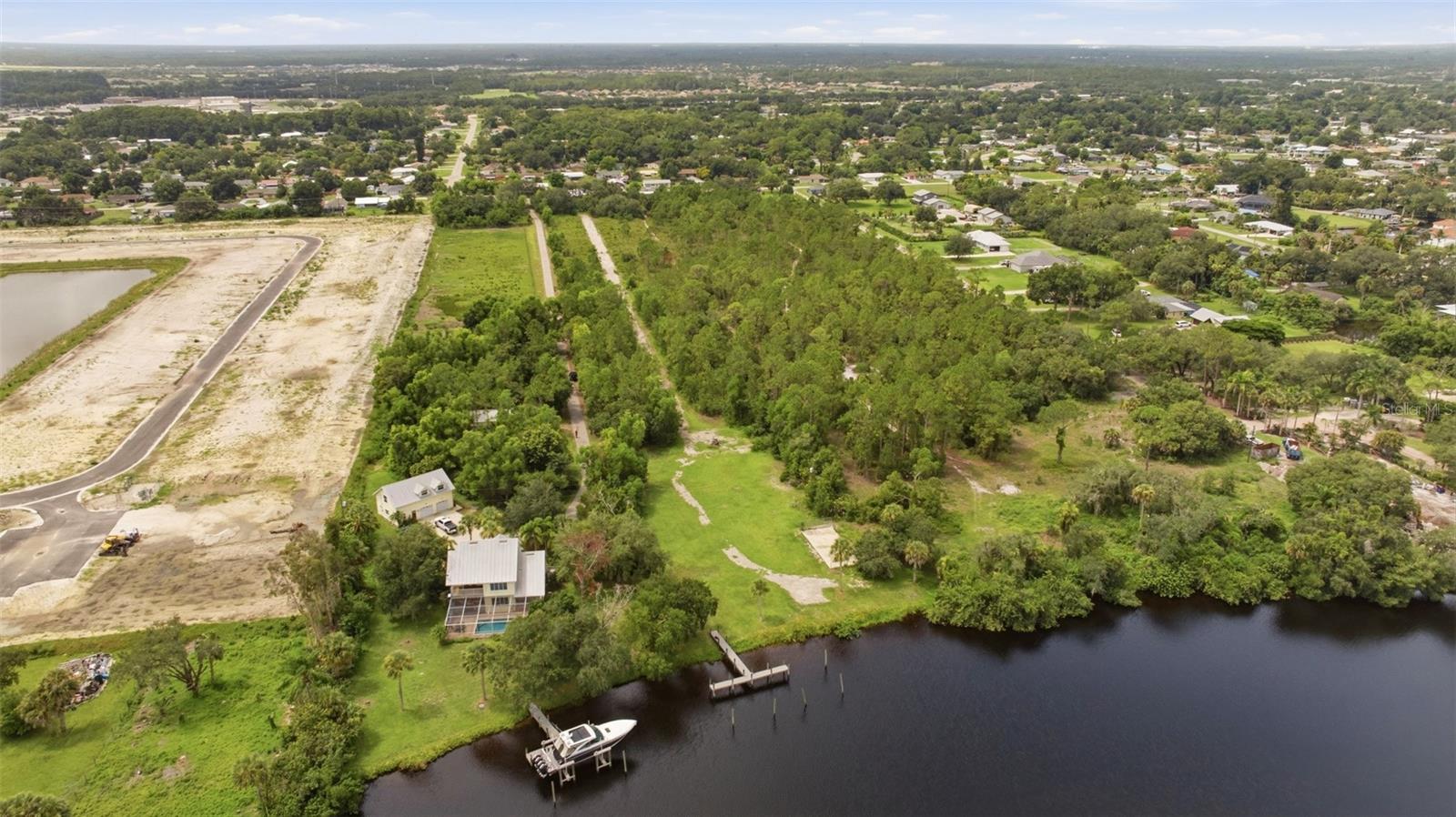 En Venta 13664 & 13668 MARQUETTE BLVD, FORT MYERS, FL 33905