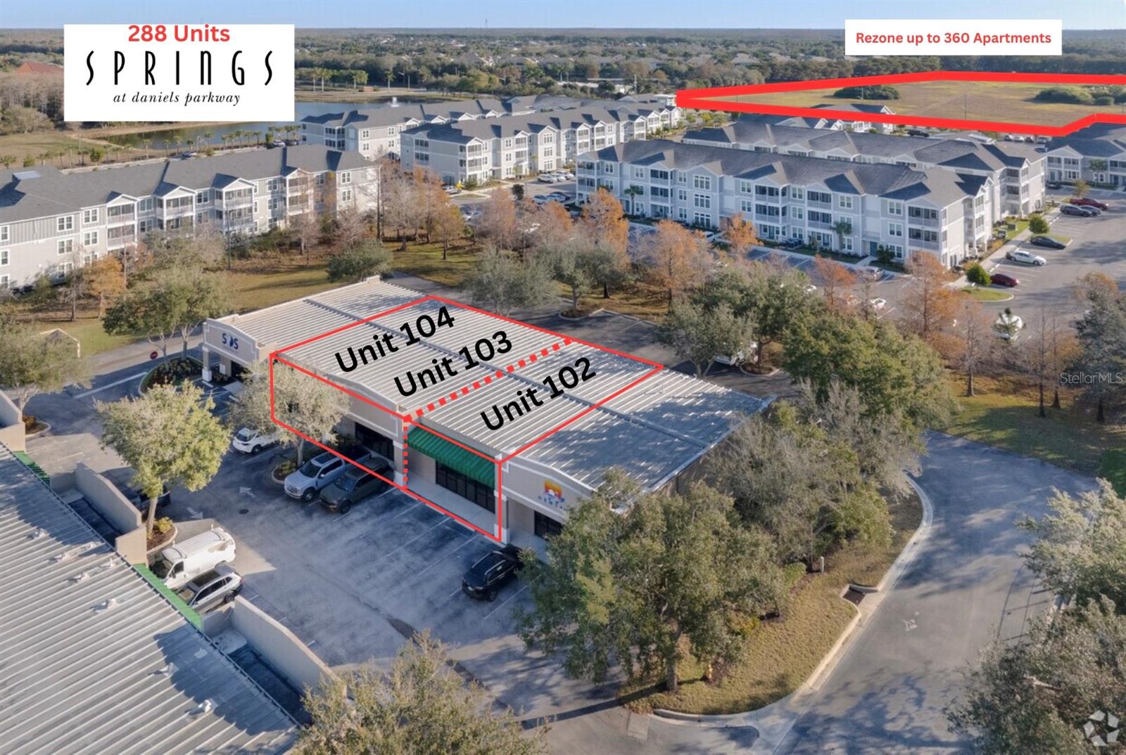 Foto de propiedad en 8991 DANIELS CENTER DR #102 FORT MYERS con MLS# A4703954