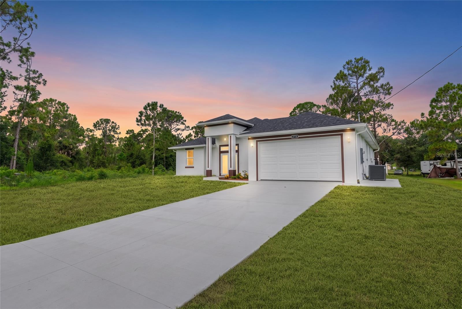 En Venta 1113 HENRY AVE, LEHIGH ACRES, FL 33972