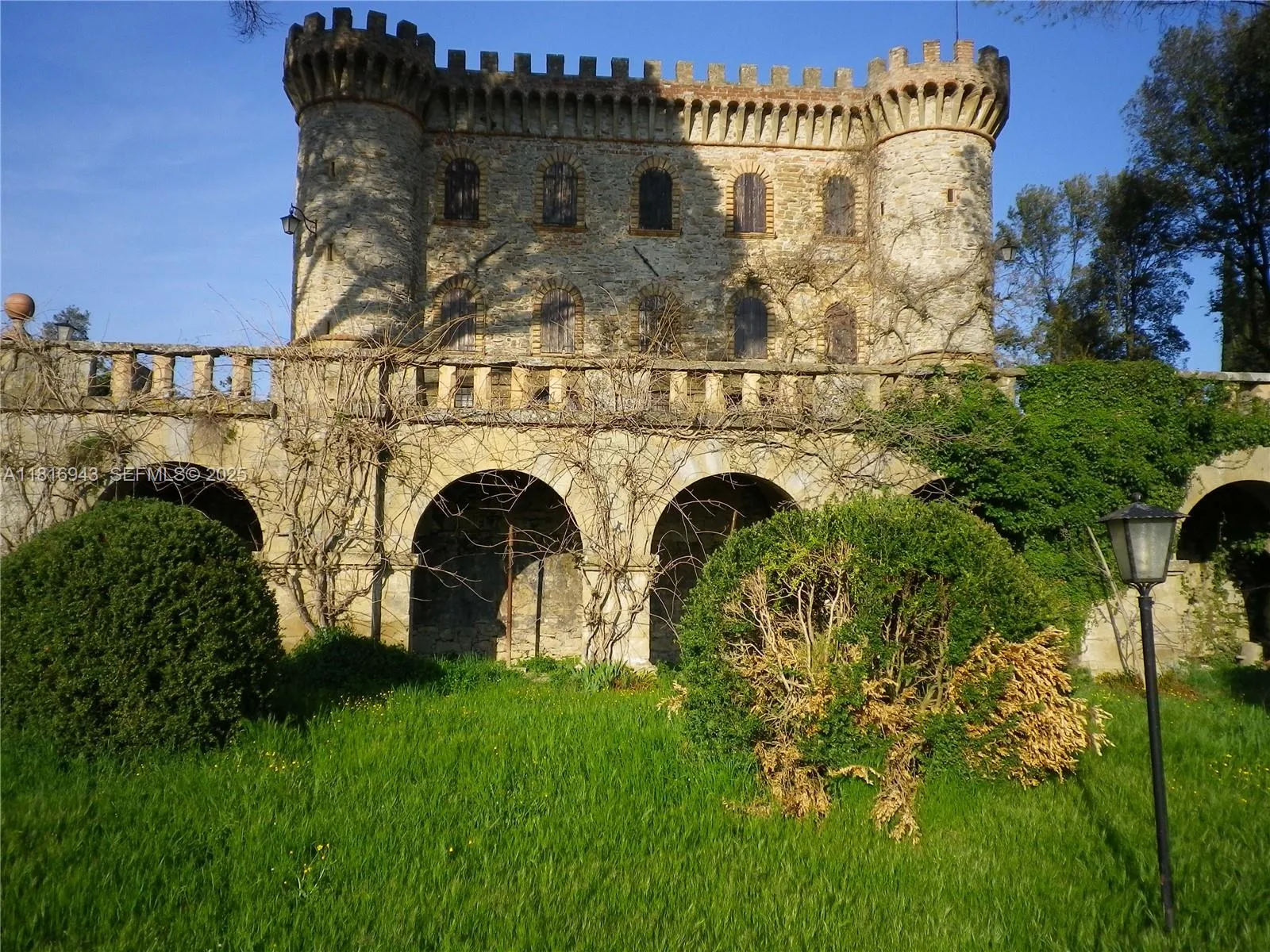 Foto de propiedad en Assisi Frazione Assisi Frazione S. Gregorio  con MLS# 