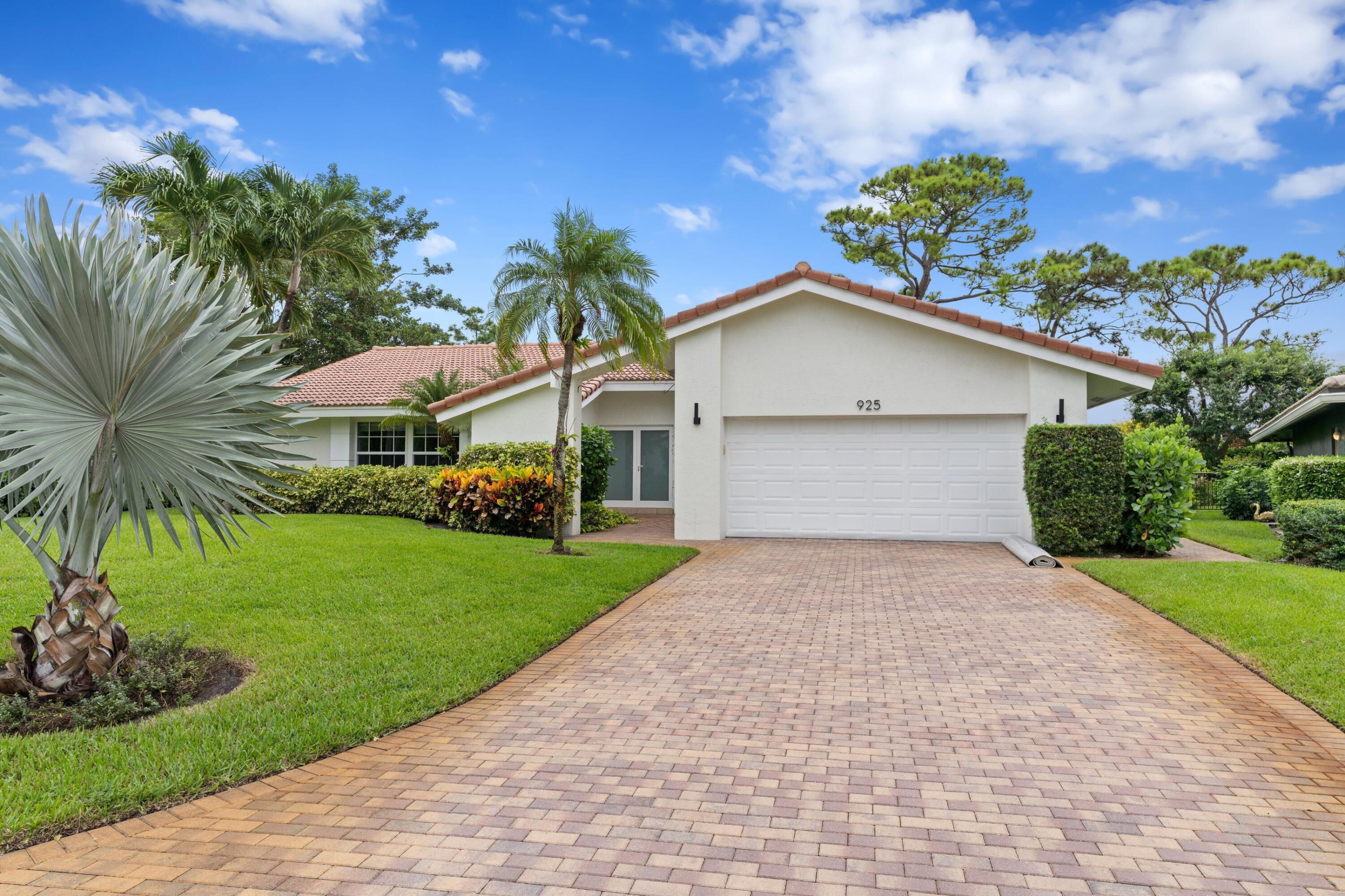En Venta 925 Foxpointe Circle, Delray Beach, FL 33445, Delray Beach, FL 33445