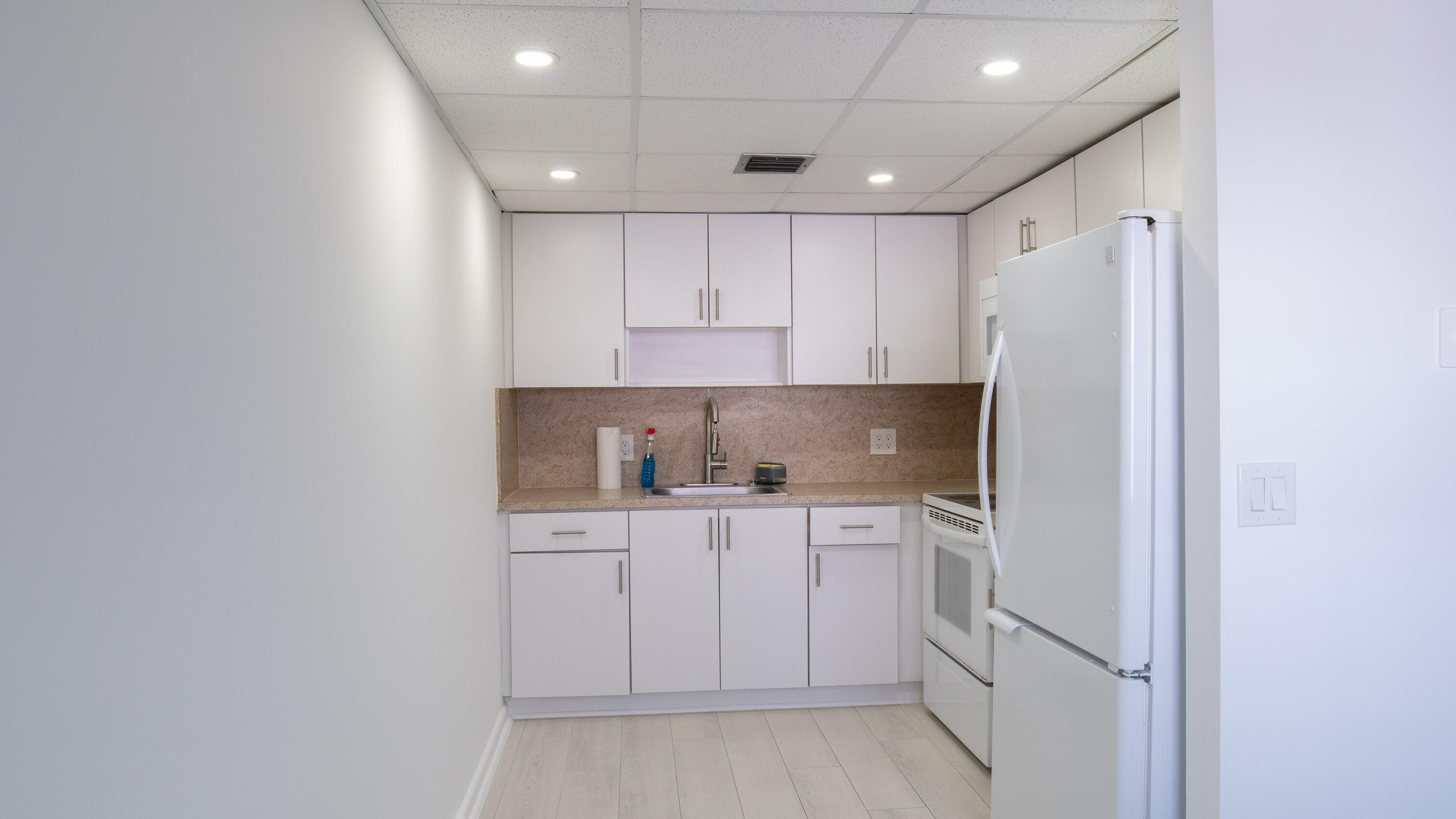 Foto de propiedad en 400 SW 134th Way 302f, Pembroke Pines, FL 33027 Pembroke Pines con MLS# 