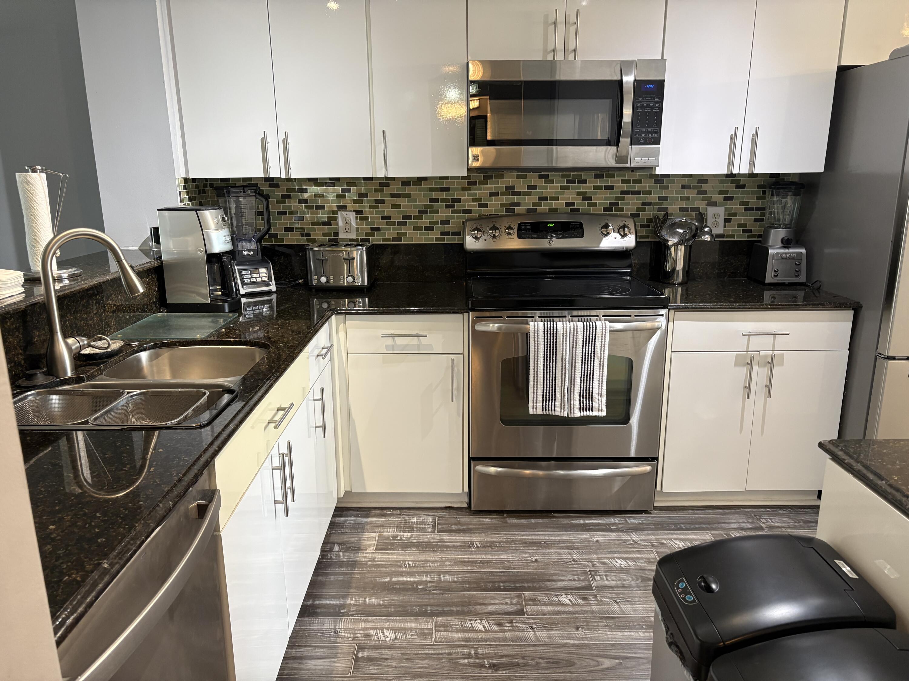 Foto de propiedad en 7763 Southampton Terrace 312, Tamarac, FL 33321 Tamarac con MLS# 