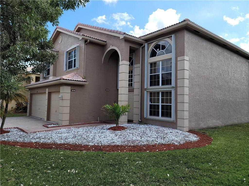 Foto de propiedad en 2281 SW 164th Avenue, Miramar, FL 33027 Miramar con MLS# 