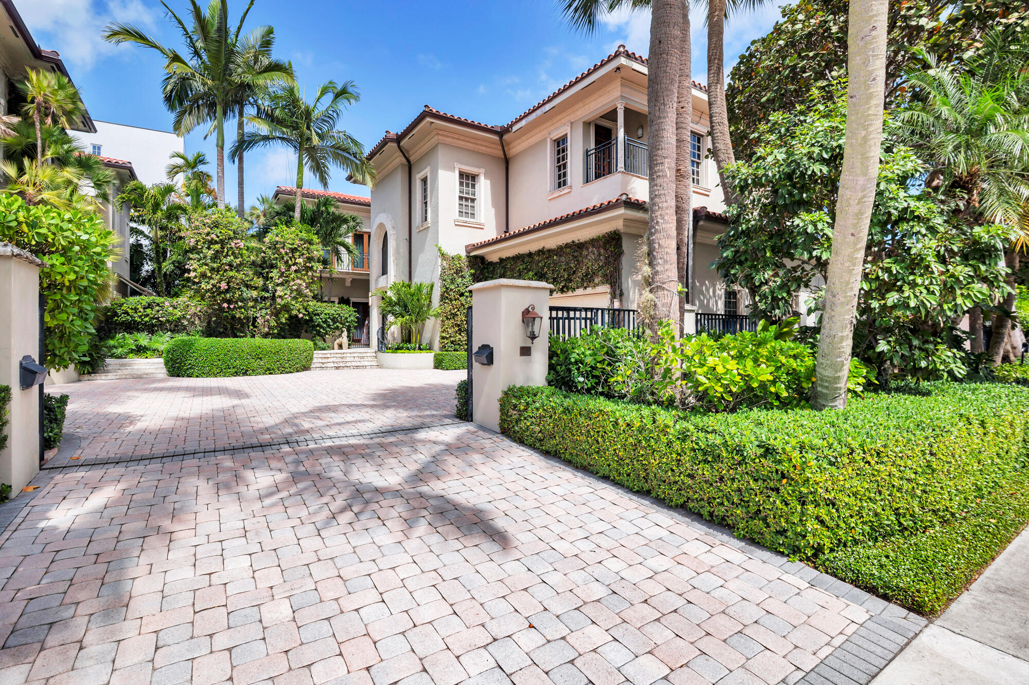 Vendido 349 Chilean Avenue, Palm Beach, FL 33480, Palm Beach, FL 33480