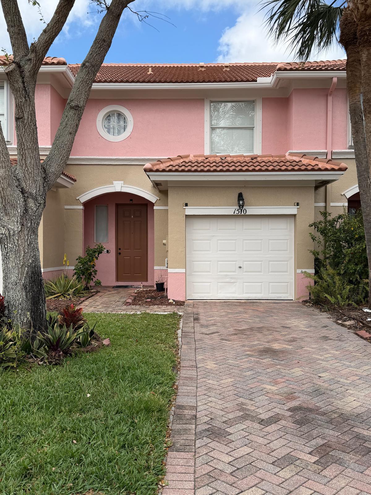 Foto de propiedad en 1510 Seminole Palms Drive, Greenacres, FL 33463 Greenacres con MLS# 
