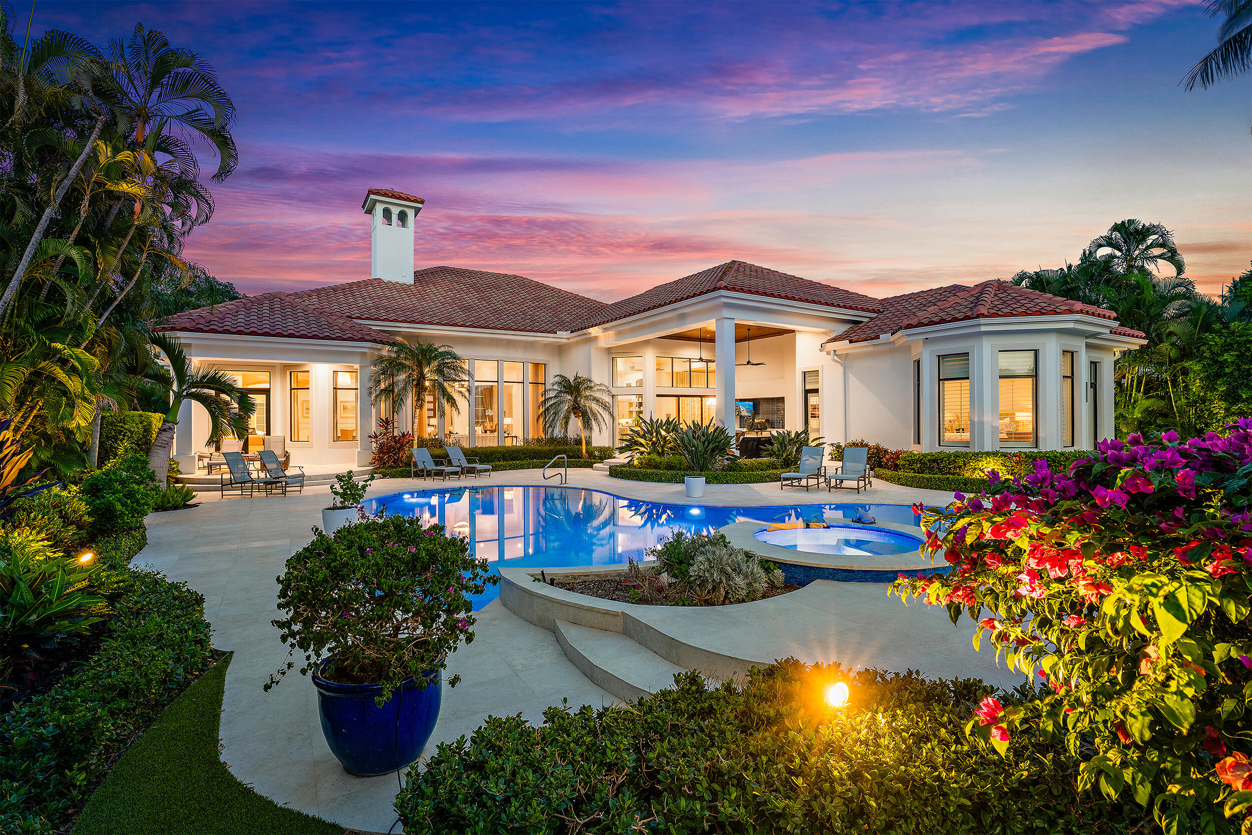 Foto de propiedad en 466 Mariner Drive, Jupiter, FL 33477 Jupiter con MLS# 